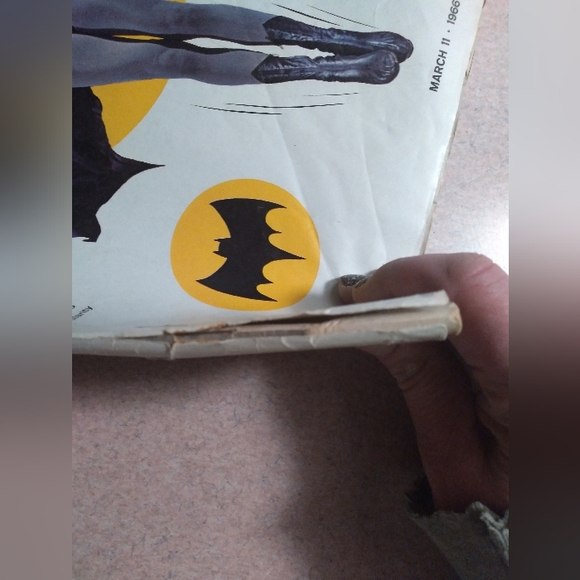 Life Magazine " Batman Issue" - Picture 5 of 11